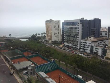 Malecón 28 De Julio, 180 M2, 3 Dorm., V/mar Amoblado Y Equipado Us$1,500