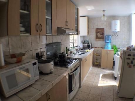 Frente A Parque, Calle Rio Amazonas, 60 M2, 2 Dorm., 1 Baño, Us$90,000
