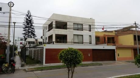 Venta Casa 3 Pisos Más Azotea