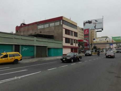 Id 54136 - Alquilo Local Comercial En Av Javier Prado