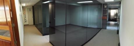 Alquilo Oficina En San Isidro - L