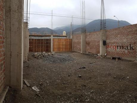Casa En Construcción - Manchay