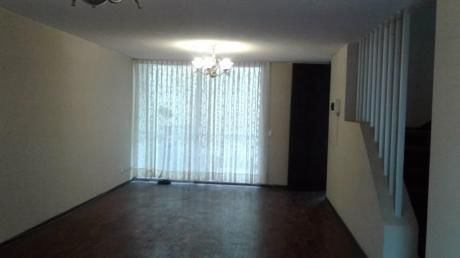 Vendo Amplia Casa En San Miguel