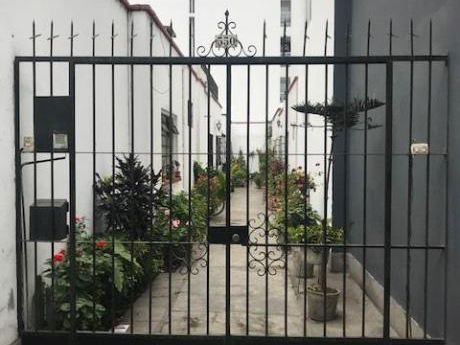 Miraflores Casita En Quinta