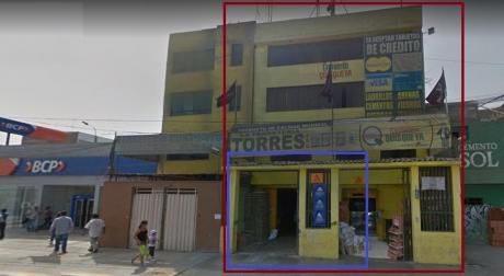 Local Costado Del Bcp Frente Estacion Metropolitano Naranjal