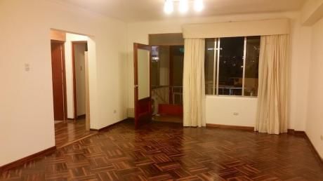Acogedor Flat 02 Dorm. Con Balcon Vista Exterior