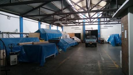 Super Local Comercial - Industrial, 28 De Julio, Empresa De Transporte, Taller