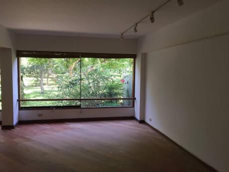 Departamento Muy Buena Ubicación En San Isidro