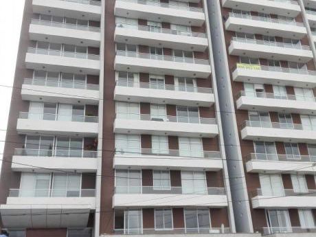 Surco: Excelente Departamento De Estreno, Con áreas Comunes