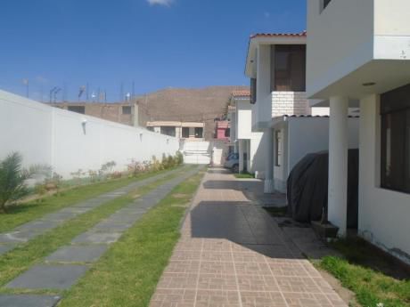 Tiabaya Casa Urb. Privada