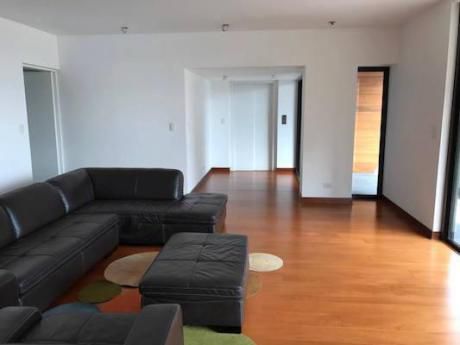 Venta De Departamento Dúplex En San Isidro