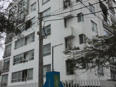 Alquiler De Lindo Departamento Amoblado En Miraflores - La Paz