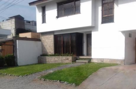 Casa En Venta - Urb. Monterrico La Molina