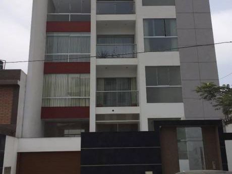 Departamento En Condominio Cerrado Chacarilla