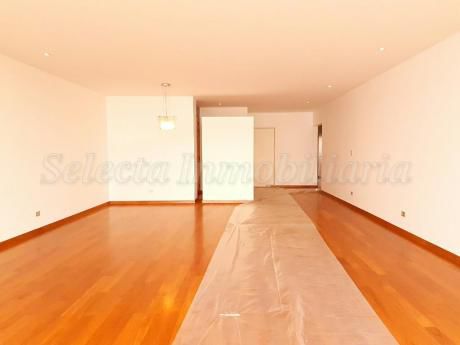 Precioso Departamento Sin Muebles - 3 Dorm. - 200 M2 - Miraflores
