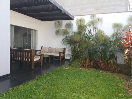 Casa Condominio Monterrico Chico - Urb. Santa Teresa