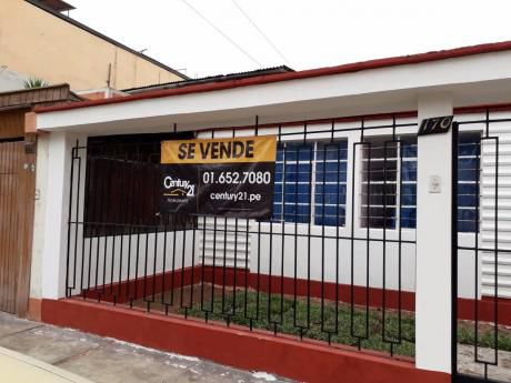 Casa A Precio De Terreno! A Solo $260,000