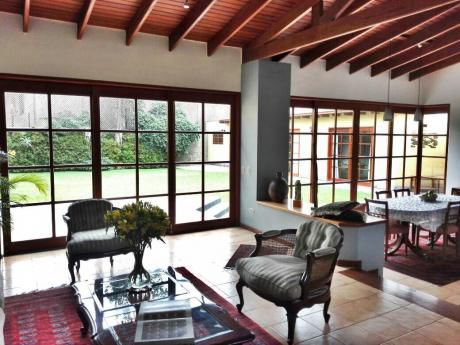 Casa En Condominiocon Fondo Al Golf Los Incas