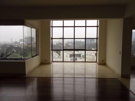 Departamento En Cerros De Camacho Con Vista Al Golf