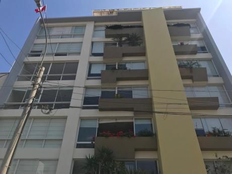 Duplex Amoblado Y Equipado 2 Dorm., Cerca A Larco Mar, 2 Cocheras