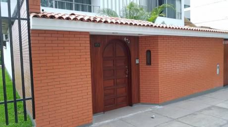 Alquiler Para Consultorio U Oficina A Puerta Cerrada En San Borja Norte