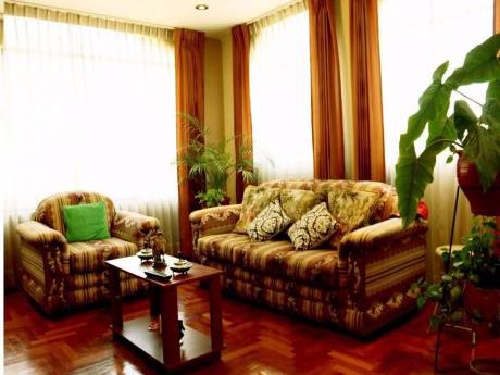 Vendo Casa Enchapada 3pisos - Seguridad 24horas " Entre Yanahuara Con Sachaca"