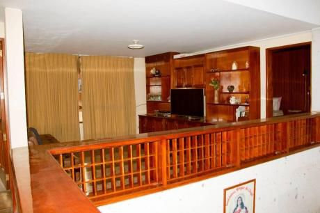 "umacollo" Vendo Casa Mansion Enchapado Fino Con Piscina - Cocheras
