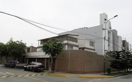 Se Vende Casa En Esquina Surco