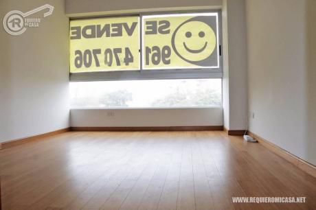 Hermoso Flat En San Isidro, Fino Y De Estreno