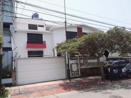 Venta De Casa En Santiago De Surco