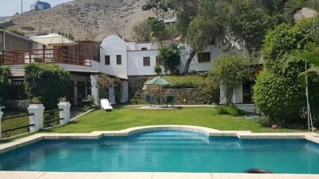Hermosa Casa En La Urb. El Sol De La Molina