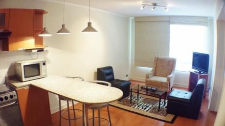 Hermoso Loft 50 M2 + Cochera, Fte A Starbucks 28 De Julio, Miraflores