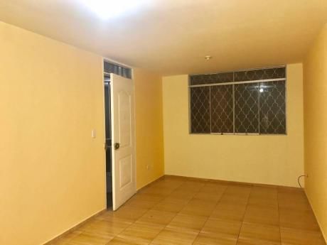Departamento En Venta 1º Piso En Av America Norte Urb. Las Quintanas Trujillo