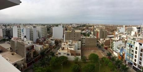 Vendo Penthouse Duplex 10°piso Urb. Hortencias De California - Trujillo