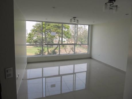 Flat De 94 M2 2 Dorm Y Un Estudio, Cerca Al Club Lima Cricket. Con Cochera