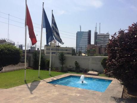 Alquiler De Oficinas, Excelente Ubicacion Av Principal, Santa Catalina