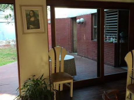 Remato Casa A Precio De Terreno Por Remodelar En Buena Zona, San Borja