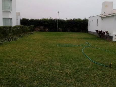 Venta Terreno En Condominio De Playa "rocas Del Mar"