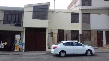 Vendo Amplia Casa En Pablo VI - J. L. B Y R Totalmente Remodelada