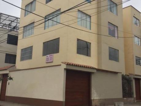 Amplio Departamento 2 Do Piso Pando Cercado De Lima Limite Con San Miguel