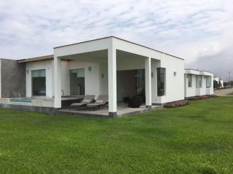 Bellisima Casa En Venta En El Balneario Las Gaviotas Km 99 Asia