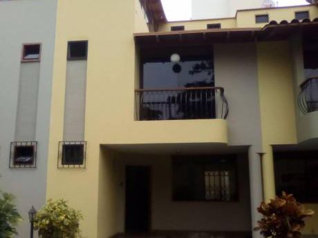 Venta De Casa En Condominio En Urb. El Golf