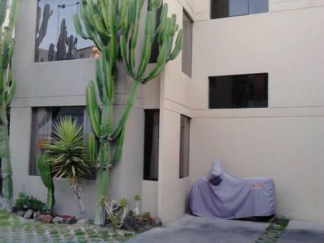 Alquilo Dpto. De 110 M2 En La Av Bolognesi, En La Urb. Santa Cristina En Cayma