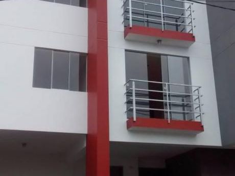 Venta De Departamento En 1er Piso - Surquillo