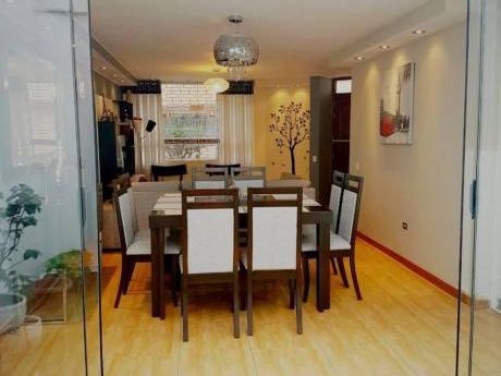 Vendo Hermoso Chalet Triplex Remodelado De 3 Pisos