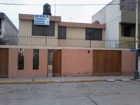 Vendo Casa Yanahuara - Urb. Los Claveles