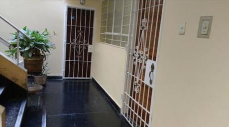 Vendo Dpto En 1er Piso, Amplio Y Centrico