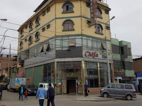 Venta De Edificio Comercial En Esquina, Av Velasco Alvarado, Villa El Salvador