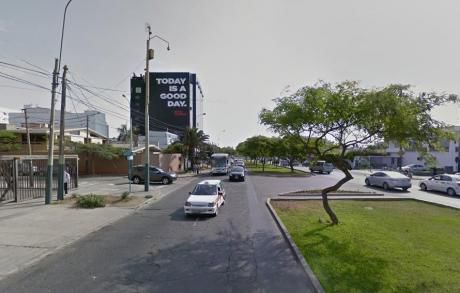 Venta De Casa Con Oficinas Y Departamento En San Isidro