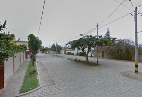Venta De Casa A Espalda A La Universidad Privada San Juan Bautista - Chincha Alta